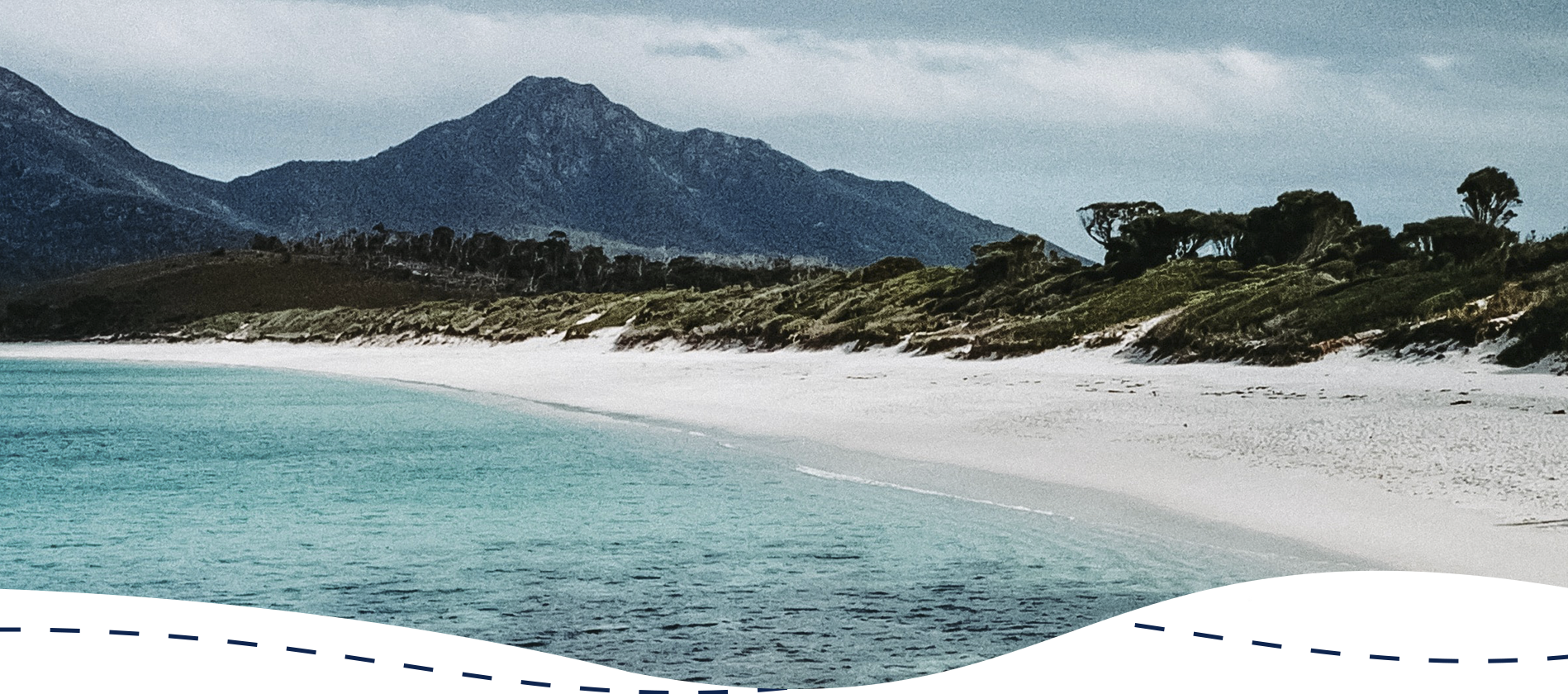 Costa y montañas cerca de Hobart