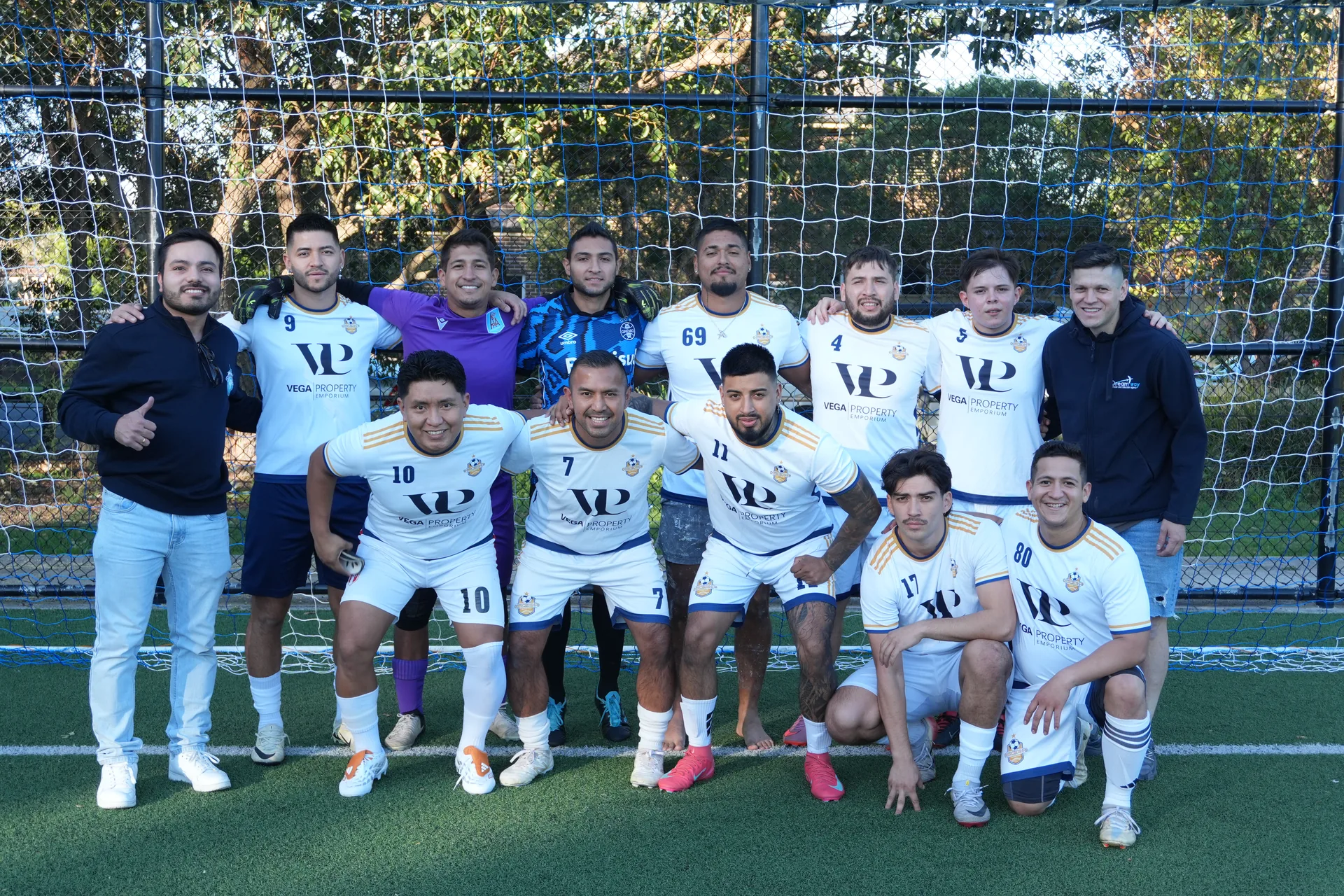 Equipo Vega Property en la Soccer Cup 2026