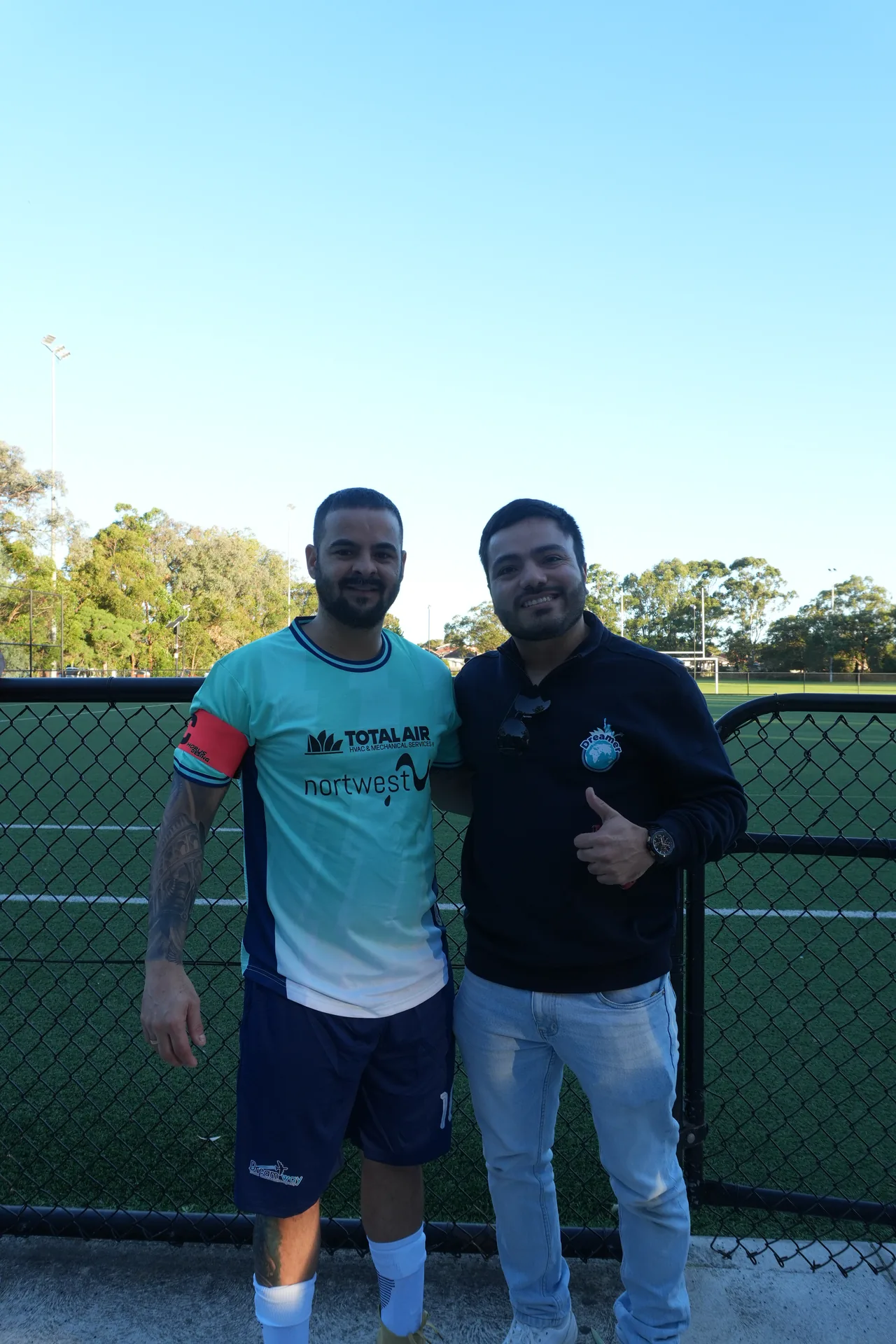 Jugador y staff de Dream Way en la Soccer Cup 2026