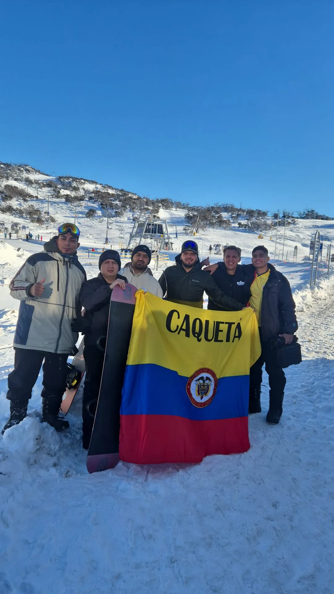 Dreamers con la bandera de Caquetá en el Winter Trip 2026